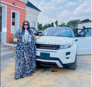 It Ended In Praise - Actress, Nkechi Blessing Grateful As She Acquires New Car One Year After Selling Her Former Vehicle To Complete Her House (Photos) 4