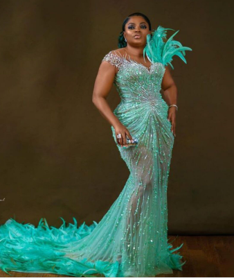 Funke Akindele Replies Female Fan For Criticizing Her AMVCA Outfit